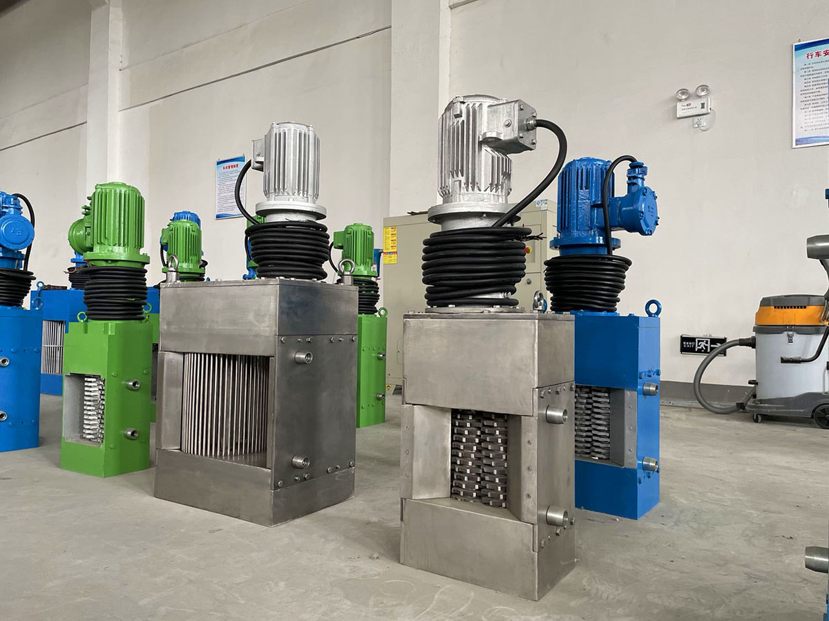 1664357460110862.jpg 不锈钢单毂粉碎格栅3.jpg